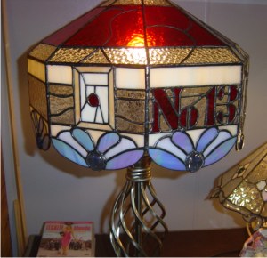 jan_cooke_stained_glass_lamp