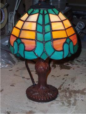 rebecca_lewis_stained_glass_lamp2