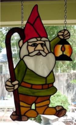 terry_sarlo_gnome_stained glass